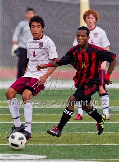 Thumbnail 3 in Fort Bend Austin vs Clear Creek (Region III Bi-District Playoff) photogallery.