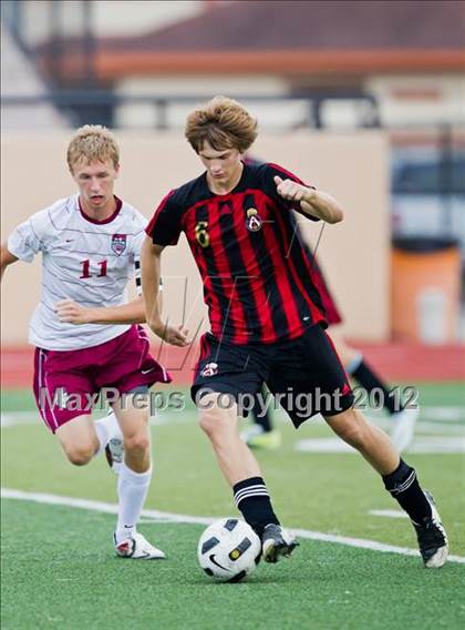 Thumbnail 1 in Fort Bend Austin vs Clear Creek (Region III Bi-District Playoff) photogallery.