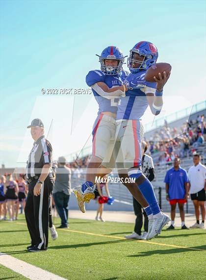 Thumbnail 3 in Willis @ Oak Ridge photogallery.