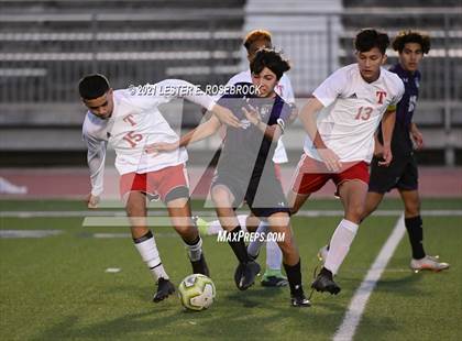 Thumbnail 2 in Taft @ Warren photogallery.