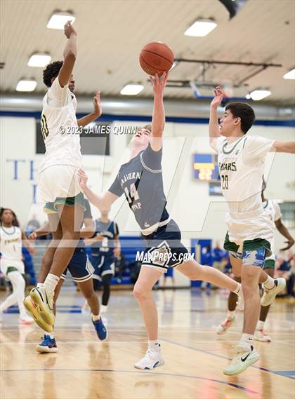 Thumbnail 1 in Monsignor Bonner/Archbishop Prendergast Catholic vs. Malvern Prep photogallery.