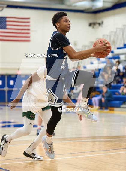 Thumbnail 1 in Monsignor Bonner/Archbishop Prendergast Catholic vs. Malvern Prep photogallery.