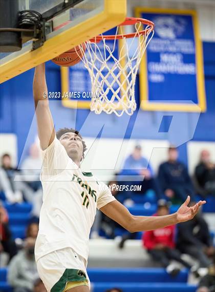 Thumbnail 1 in Monsignor Bonner/Archbishop Prendergast Catholic vs. Malvern Prep photogallery.