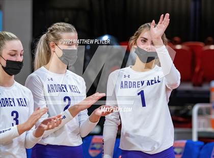 Thumbnail 1 in Green Level vs. Ardrey Kell (NCHSAA 4A Final) (1 of 2) (Pre-game, post-game, awards, and team photos) photogallery.