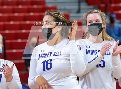 Thumbnail 2 in Green Level vs. Ardrey Kell (NCHSAA 4A Final) (1 of 2) (Pre-game, post-game, awards, and team photos) photogallery.