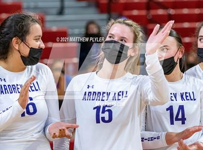 Thumbnail 3 in Green Level vs. Ardrey Kell (NCHSAA 4A Final) (1 of 2) (Pre-game, post-game, awards, and team photos) photogallery.