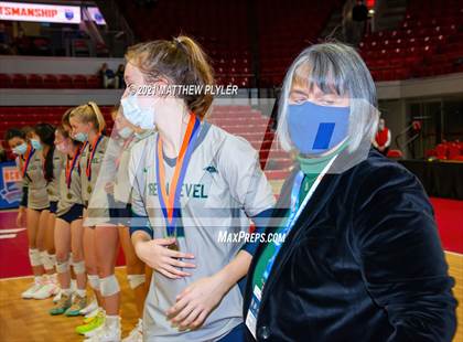 Thumbnail 1 in Green Level vs. Ardrey Kell (NCHSAA 4A Final) (1 of 2) (Pre-game, post-game, awards, and team photos) photogallery.