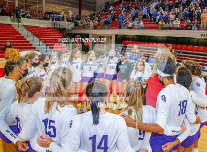 Thumbnail 1 in Green Level vs. Ardrey Kell (NCHSAA 4A Final) (1 of 2) (Pre-game, post-game, awards, and team photos) photogallery.