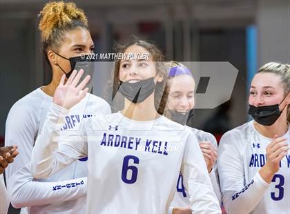 Thumbnail 2 in Green Level vs. Ardrey Kell (NCHSAA 4A Final) (1 of 2) (Pre-game, post-game, awards, and team photos) photogallery.