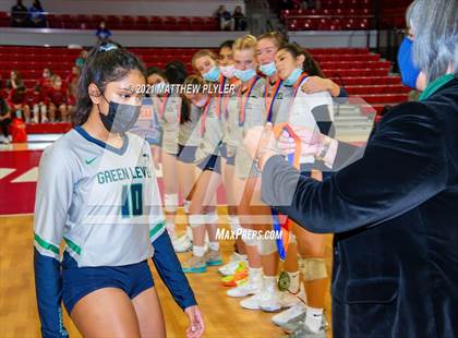 Thumbnail 2 in Green Level vs. Ardrey Kell (NCHSAA 4A Final) (1 of 2) (Pre-game, post-game, awards, and team photos) photogallery.