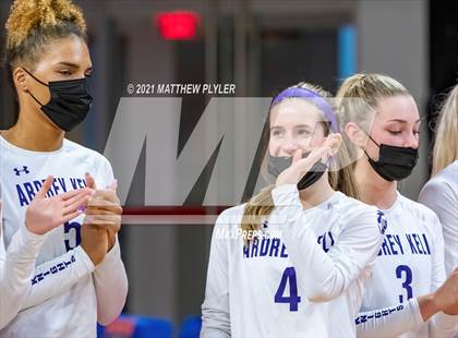 Thumbnail 3 in Green Level vs. Ardrey Kell (NCHSAA 4A Final) (1 of 2) (Pre-game, post-game, awards, and team photos) photogallery.