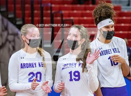 Thumbnail 2 in Green Level vs. Ardrey Kell (NCHSAA 4A Final) (1 of 2) (Pre-game, post-game, awards, and team photos) photogallery.