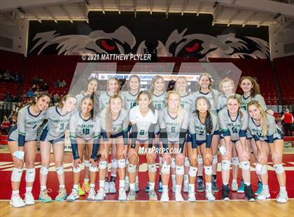 Thumbnail 3 in Green Level vs. Ardrey Kell (NCHSAA 4A Final) (1 of 2) (Pre-game, post-game, awards, and team photos) photogallery.