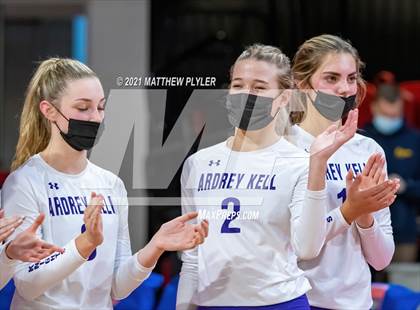 Thumbnail 3 in Green Level vs. Ardrey Kell (NCHSAA 4A Final) (1 of 2) (Pre-game, post-game, awards, and team photos) photogallery.