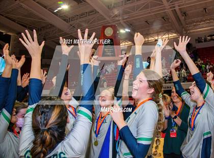 Thumbnail 1 in Green Level vs. Ardrey Kell (NCHSAA 4A Final) (1 of 2) (Pre-game, post-game, awards, and team photos) photogallery.
