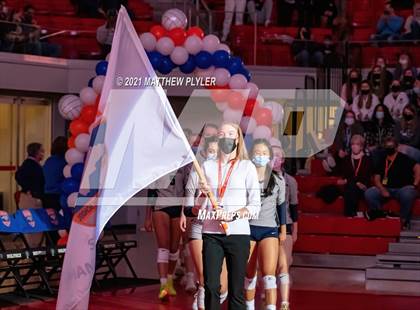 Thumbnail 2 in Green Level vs. Ardrey Kell (NCHSAA 4A Final) (1 of 2) (Pre-game, post-game, awards, and team photos) photogallery.
