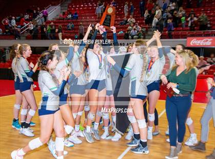 Thumbnail 2 in Green Level vs. Ardrey Kell (NCHSAA 4A Final) (1 of 2) (Pre-game, post-game, awards, and team photos) photogallery.