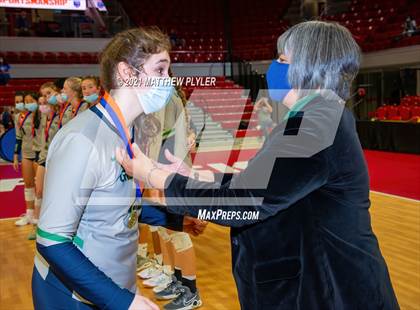 Thumbnail 1 in Green Level vs. Ardrey Kell (NCHSAA 4A Final) (1 of 2) (Pre-game, post-game, awards, and team photos) photogallery.