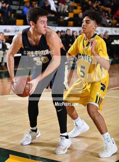 Thumbnail 1 in Damien vs. Second Baptist (Classic at Damien) photogallery.