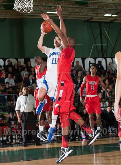 Thumbnail 2 in Hebron vs Trinity (UIL 5A Region1 Bi-District Playoff) photogallery.