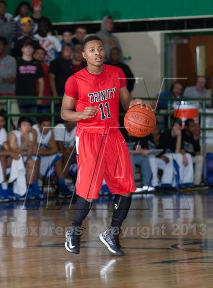 Thumbnail 1 in Hebron vs Trinity (UIL 5A Region1 Bi-District Playoff) photogallery.