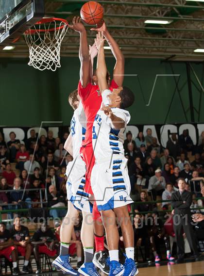Thumbnail 3 in Hebron vs Trinity (UIL 5A Region1 Bi-District Playoff) photogallery.