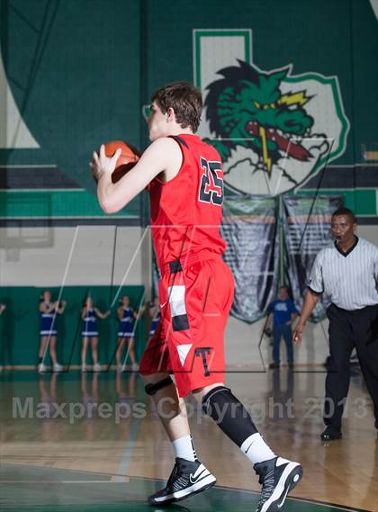 Thumbnail 2 in Hebron vs Trinity (UIL 5A Region1 Bi-District Playoff) photogallery.