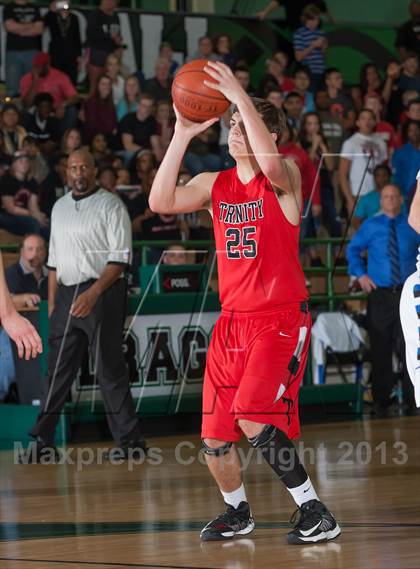 Thumbnail 1 in Hebron vs Trinity (UIL 5A Region1 Bi-District Playoff) photogallery.