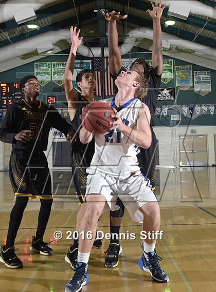 Thumbnail 1 in Edison vs. Rocklin (Adidas Challenge) photogallery.