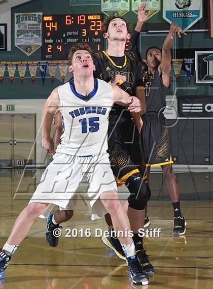 Thumbnail 2 in Edison vs. Rocklin (Adidas Challenge) photogallery.