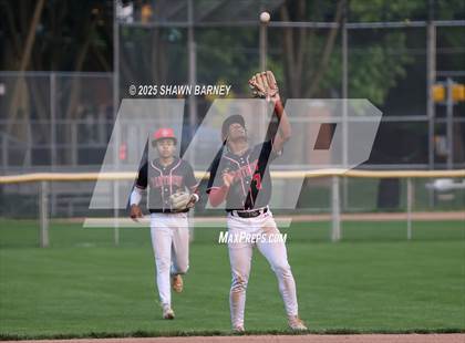 Thumbnail 3 in University vs. Park Tudor IHSAA Class 2A S42 Sectionals Championship photogallery.