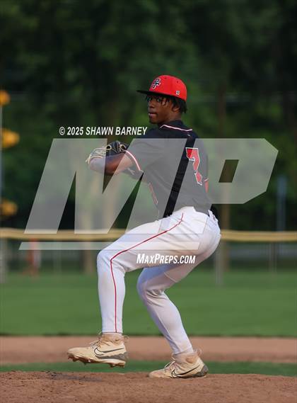 Thumbnail 3 in University vs. Park Tudor IHSAA Class 2A S42 Sectionals Championship photogallery.