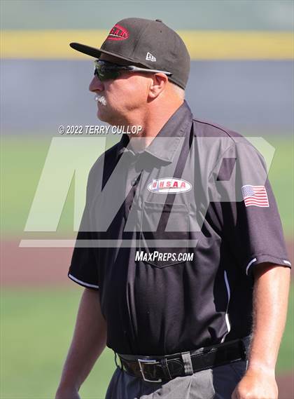 Thumbnail 2 in Summit Academy vs. Canyon View (UHSAA 3A Quarterfinal) photogallery.