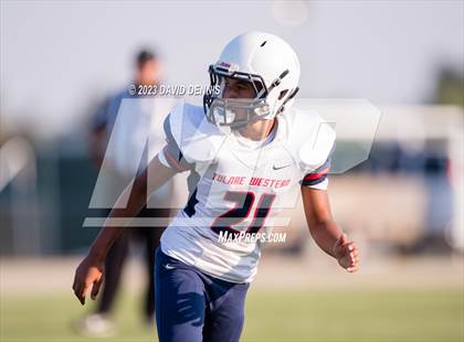 Thumbnail 2 in Tulare Western @ Bakersfield Christian photogallery.
