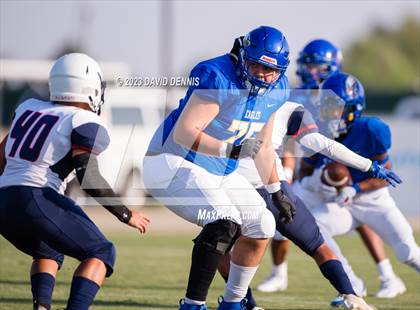 Thumbnail 3 in Tulare Western @ Bakersfield Christian photogallery.
