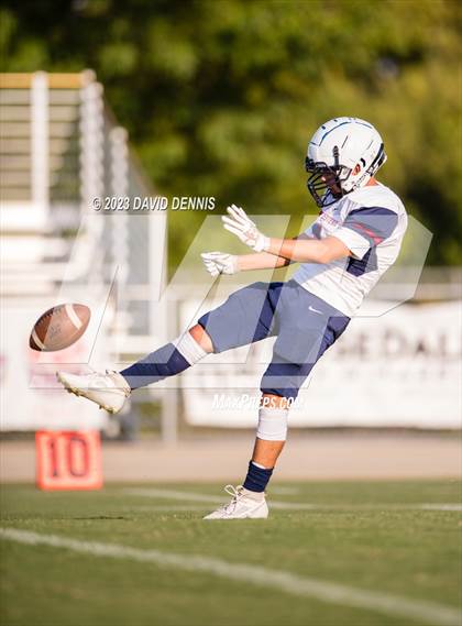 Thumbnail 3 in Tulare Western @ Bakersfield Christian photogallery.