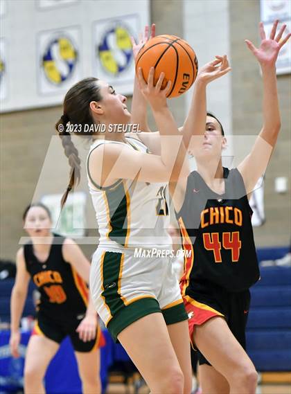 Thumbnail 2 in Chico vs. Placer (Sutter Tournament) photogallery.