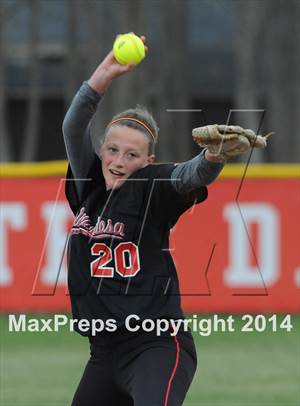 Wauwatosa East vs. Divine Savior Holy Angels