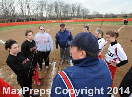 Thumbnail 2 in Wauwatosa East vs. Divine Savior Holy Angels photogallery.