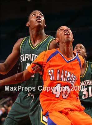 Thumbnail 2 in St. Raymond vs. St. Patrick (Nike Super 6 @ the Garden) photogallery.