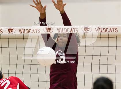Thumbnail 2 in Paloma Valley vs La Sierra photogallery.