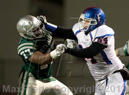 Thumbnail 3 in De La Salle vs. Folsom (CIF NorCal Regional Open Division Final) photogallery.
