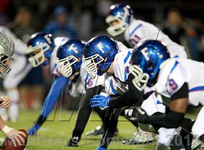 Thumbnail 2 in De La Salle vs. Folsom (CIF NorCal Regional Open Division Final) photogallery.