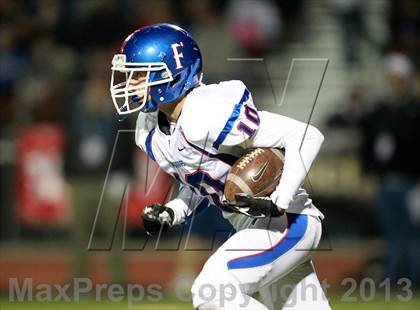 Thumbnail 3 in De La Salle vs. Folsom (CIF NorCal Regional Open Division Final) photogallery.