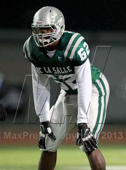 Thumbnail 2 in De La Salle vs. Folsom (CIF NorCal Regional Open Division Final) photogallery.