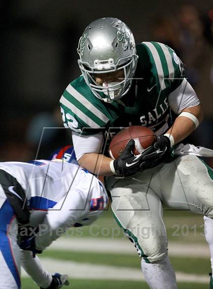 Thumbnail 2 in De La Salle vs. Folsom (CIF NorCal Regional Open Division Final) photogallery.