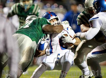 Thumbnail 2 in De La Salle vs. Folsom (CIF NorCal Regional Open Division Final) photogallery.