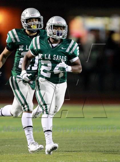 Thumbnail 1 in De La Salle vs. Folsom (CIF NorCal Regional Open Division Final) photogallery.