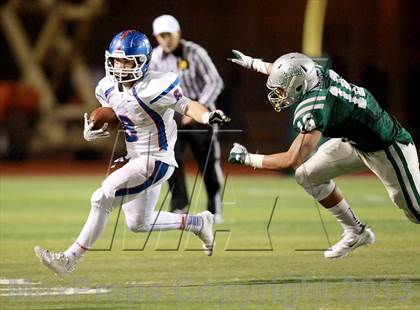 Thumbnail 1 in De La Salle vs. Folsom (CIF NorCal Regional Open Division Final) photogallery.