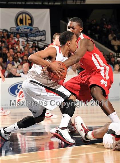 Thumbnail 2 in Mater Dei @ Centennial (CIF SS D1AA Playoffs) photogallery.